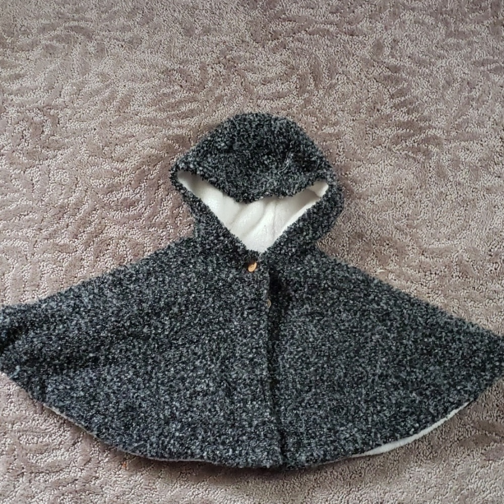 SOLD DO NOT BUY! Carters 12m Cape Poncho
